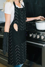 Load image into Gallery viewer, Sage+Stitch Cooking Apron Black Mudcloth
